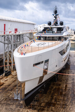 Tankoa Launches the New Full Custom T580 Yacht